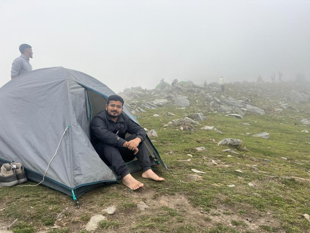 Triund Trek Hotel Dharamshala Bagian luar foto